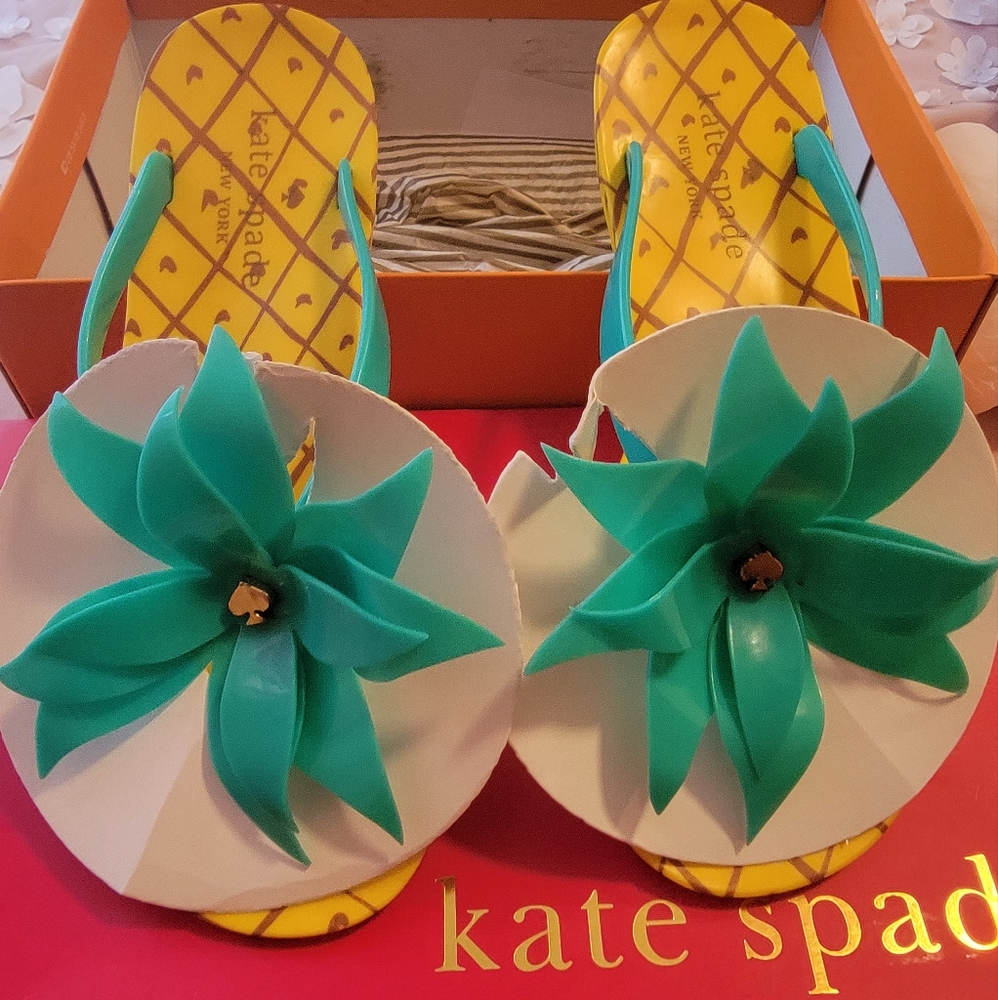Flast Kate Spade - Picture 3 of 4